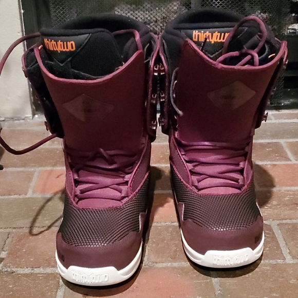 Thirty Two Snowboarding Boots